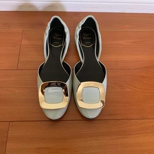 Roger Vivier Flats